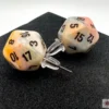 Örhänge: Stud - Festive Circus/Black Mini-Poly D20 (Par)